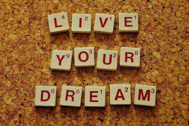 LIVE  YOUR  DREAM  